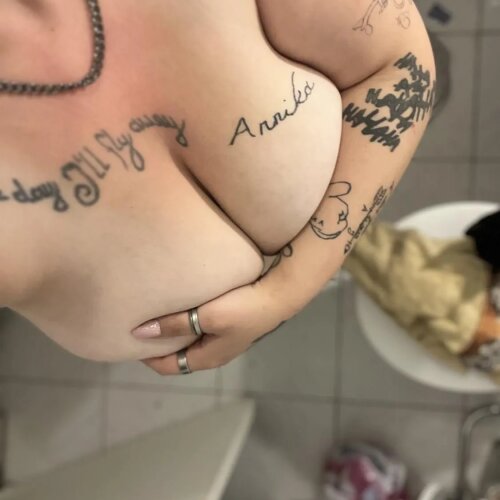 Sexycurvy1992 MYM