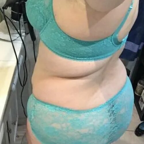 Sexycurvyblueyes MYM