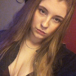 Celiia420 MYM