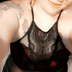 Charlyne310 MYM