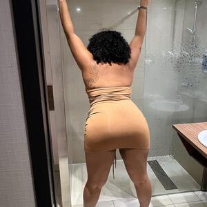 Curvy-lesly MYM