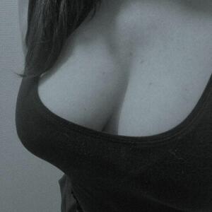Elyya8055 MYM