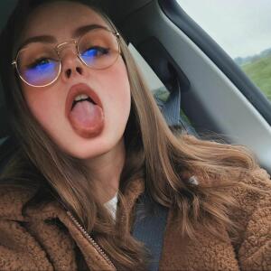 Emmy_bourgeois MYM