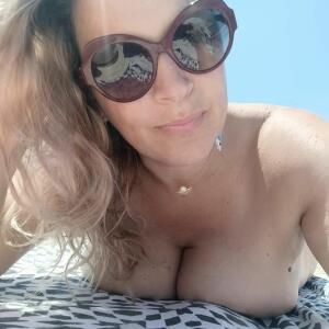 Juliecurvy MYM