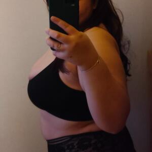 Littlecurvygirl MYM