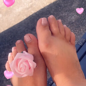 Sabrina_feet66 MYM
