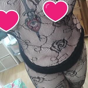 Selene_curvy_french_girl MYM